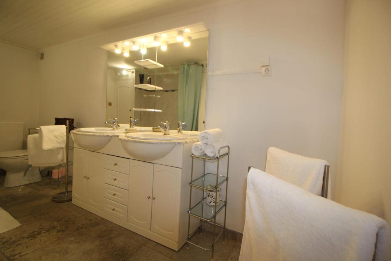 Roussy Nimes Romaine Luaran gambar